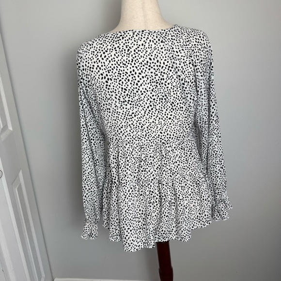 Women’s Altar’d State Long Sleeve Top - Picture 2 of 4